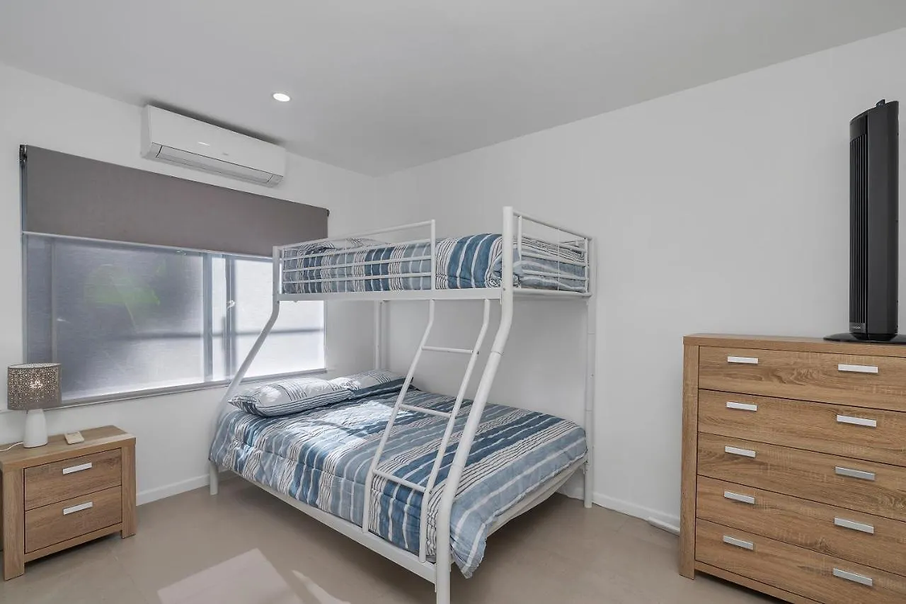 Holiday home Endeavour Holiday House Clifton Beach