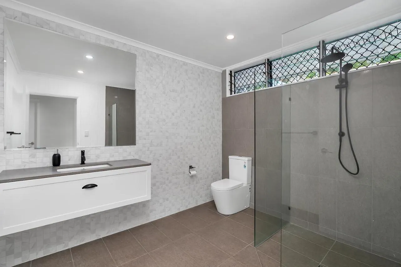 Endeavour Holiday House Clifton Beach